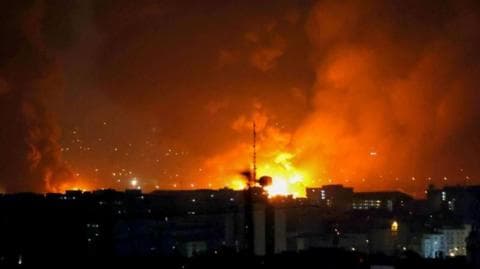 الحرس الثوري الإيراني يعلن أنه "في انتظار" القوات الأمريكية التي ستواكب سفناً في مضيق هرمز، و الجيش الإسرائيلي يشنّ ضربات "واسعة النطاق" على طهران