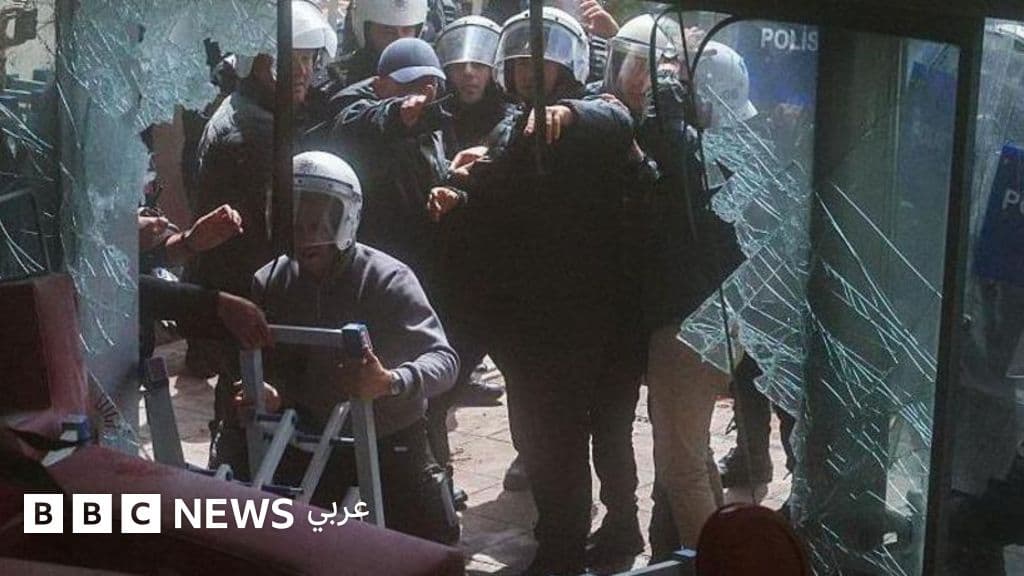 شرطة مكافحة الشغب التركية تقتحم مقر حزب الشعب الجمهوري المعارض