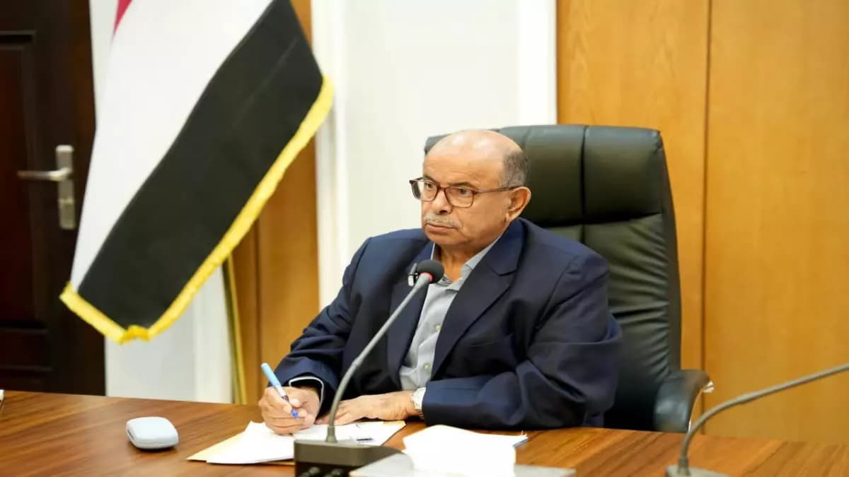 عاجل: الخنبشي يصرف مكرمة تاريخية لأسر شهداء الحراك الجنوبي... المبلغ سيصدمكم!