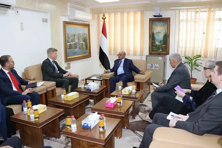 محافظ البنك المركزي يبحث مع غروندبرغ مستجدات الاقتصاد اليمني وتداعيات التصعيد الإقليمي