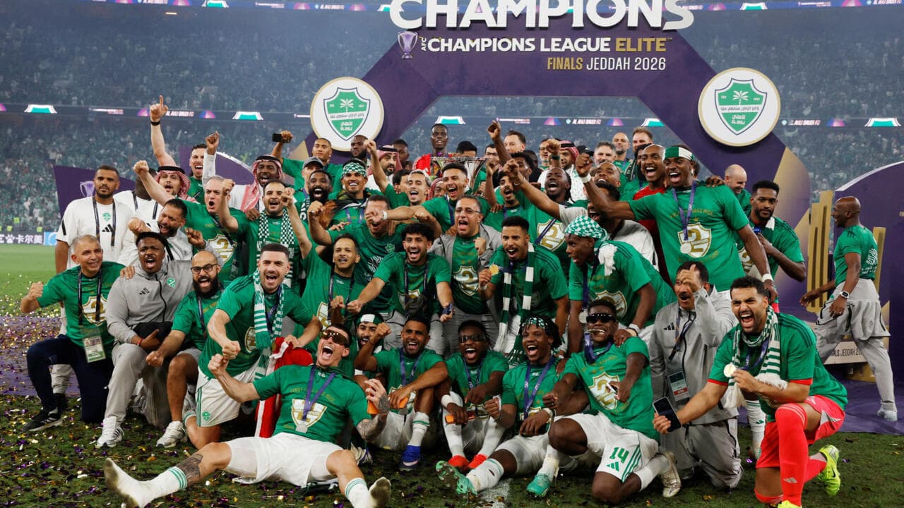 الأهلي السعودي ي蝉يل لقب دوري أبطال آسيا بفوز مثالي على ماتشيدا الياباني