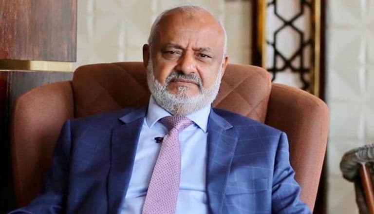 محافظ الحديدة يعزي أسرة الجندي محمود مرشد علوي بعد استشهاده في جبهة حيس