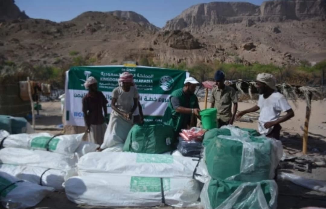 مساعدات إنسانية لآلاف المتضررين من حريق المهرة