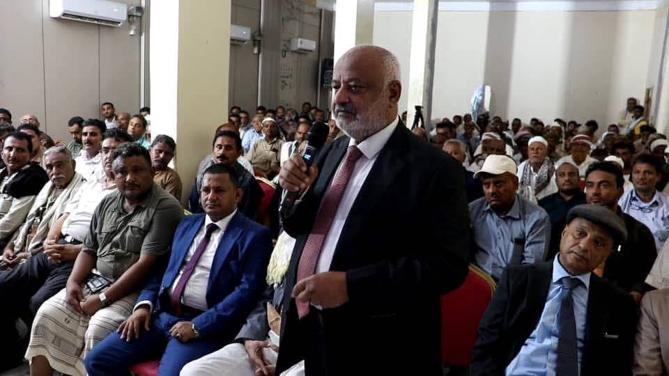 محافظ الحديدة يؤكد: أبناء تهامة ماضون نحو تحرير المحافظة ودماء الشهداء لن تذهب سدى