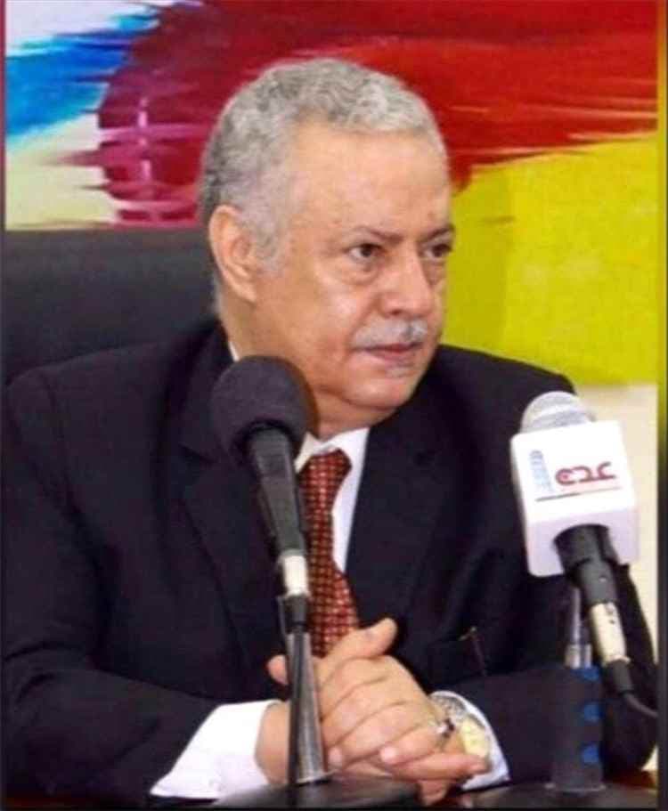 الشيخ المفلحي يعزي عزيزاً في وفاة ابنه منصور