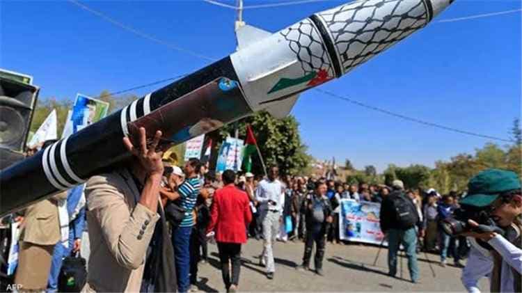 تقارير عبرية تكشف عن تجارب حوثية سرية لتطوير "صواريخ دقيقة" بعيدة المدى وتعهدات بتصفية زعيم الجماعة