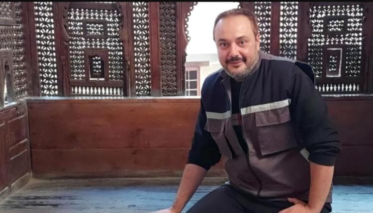 من العناية المركزة.. رسالة مؤثرة لسامح صفوت بعد ذبحة صدرية: شريط حياتي عدّى قدام عيني